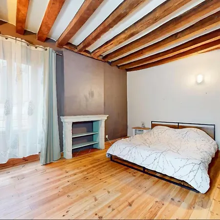 Maison Confortable Et Spacieuse * Parennes